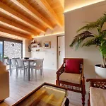 Relax And Happiness Private Jacuzzi * Perledo