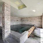 Relax And Happiness Private Jacuzzi Holiday home *