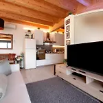 Relax And Happiness Private Jacuzzi Ferienhaus Perledo